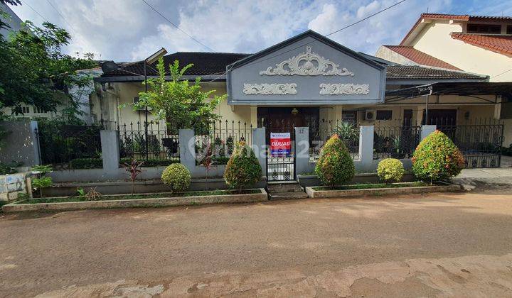 Rumah Bagus Semi Furnished SHM Cirendeu, Jakarta Selatan 1
