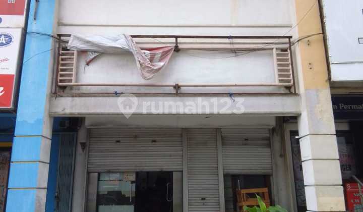 Shop House Need Total Renovation 150 m2 HGB Bintaro, South Jakarta 1