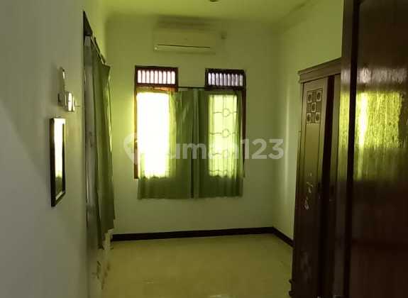 Rumah Keren dan Bagus di Bintaro, Tangerang Selatan 2