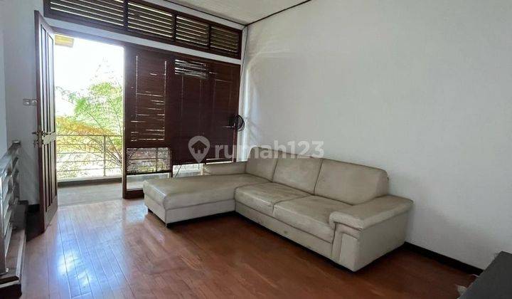Rumah Mewah Terawat Batununggal Indah Siap Huni Mainroad 1