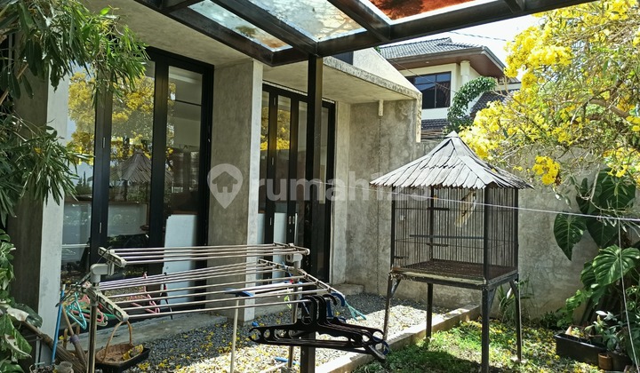 Affordable 2-Story Beautiful Luxury House with SHM on Jalan Cipaku Indah
