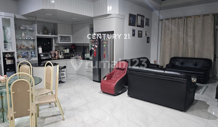 Ruko Strategis Di Jl Karanggetas Cirebon  2