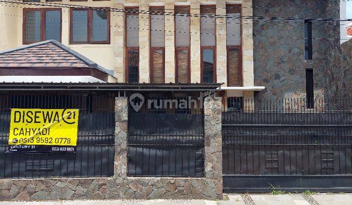 Rumah 2 Lantai Di Jl Pengampon 1