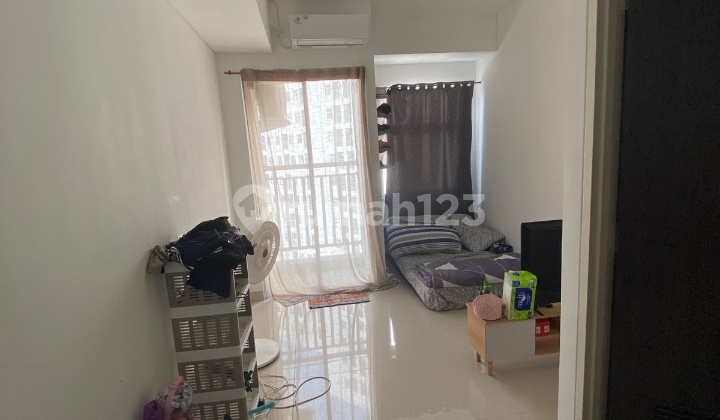 Apartemen Studio Cisauk Point BSD - Selangkah ke Stasiun & Pasar Intermoda - Semi Furnished