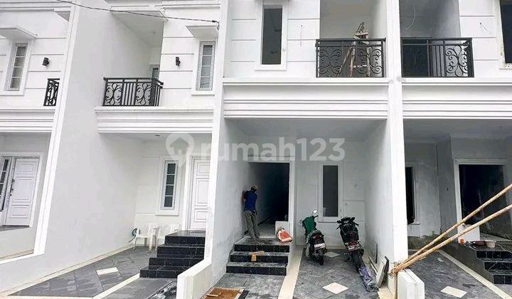 Rumah Mewah 2 Lantai Strategis Bagus SHM 2