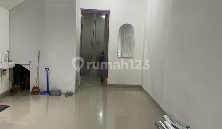 For sale: 2-story shop house in a strategic location by the main road. 2