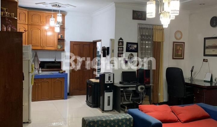 Rumah nyaman asri 2Lantai area tengah kota Malang 2