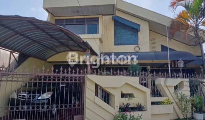 Rumah 2Lantai area tengah kota Malang