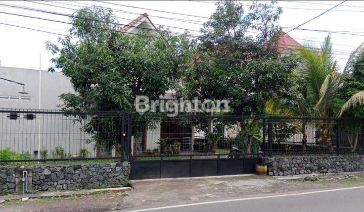 Rumah Hook area tengah kota Malang 1