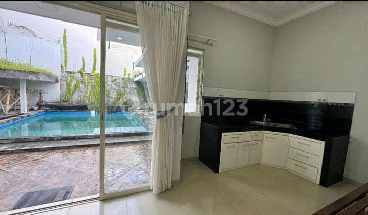 Rumah 2Lantai + kolam renang di Villa Puncak Tidar, Malang 2