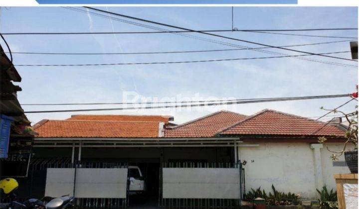Rumah 2Lantai dengan usaha garmen di Surabaya 1