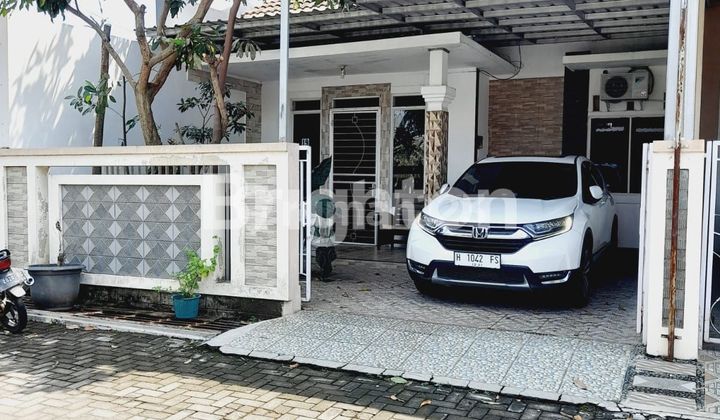 RUMAH FULL FURNISHED, TENGAH KOTA 2