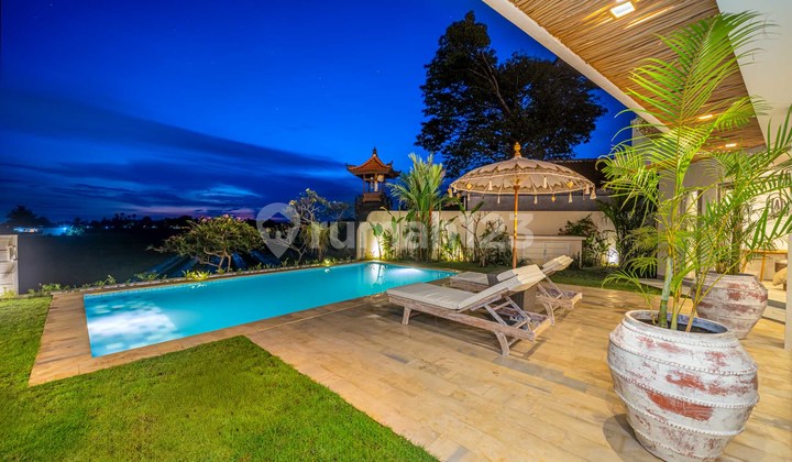 Stylish 4-Bedroom Escape in Scenic Kaba-Kaba