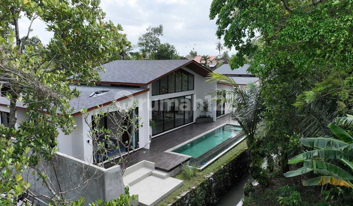 Serene 3BR Villa with Ricefield and Jungle View in Kaba-Kaba