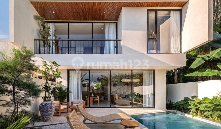 2 Bedroom Villa with Minimalist Architecture in Cepaka (R-CP72)