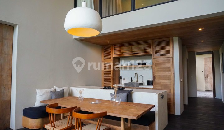 Villa 3 Bedrooms with Private Swimming Pool and Tropical Garden in Nyanyi (R-Tb09)