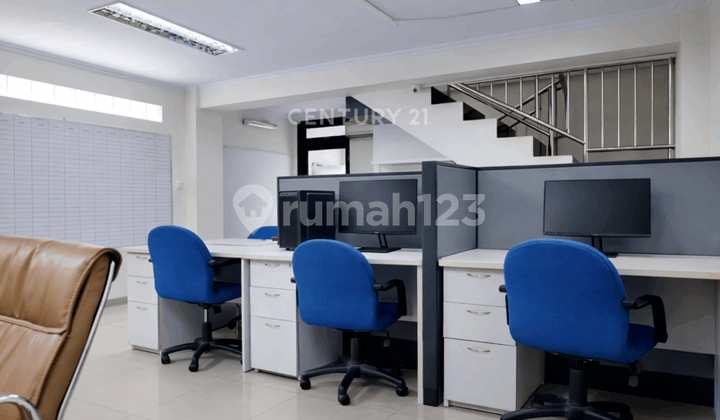 Ruko Ring Road Utara 3 Lantai Bonus Billboard Utk Promo Ruko Ring Road Utara 3 Lantai Bonus Billboard Utk Promo