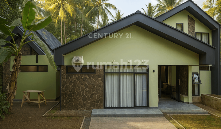 Semi-Furnished House Near Tourist Attractions in Kaliurang, Suitable for a Villa