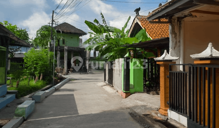 3-Bedroom House in Berbah Only 50 Meters from Jogja Wonosari Main Road