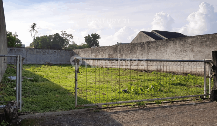 Tanah Pekarangan 596M2 di Jalan Kaliurang KM 9