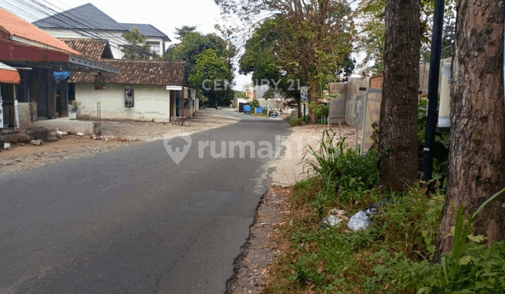 A 786m2 Plot of Land with Three Frontages in Wedomartani for Business A 786m2 Plot of Land with Three Frontages in Wedomartani for Business