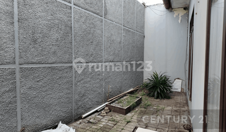 2-Story House 4 Bedrooms One Gate System In Pondok Permai 1 2
