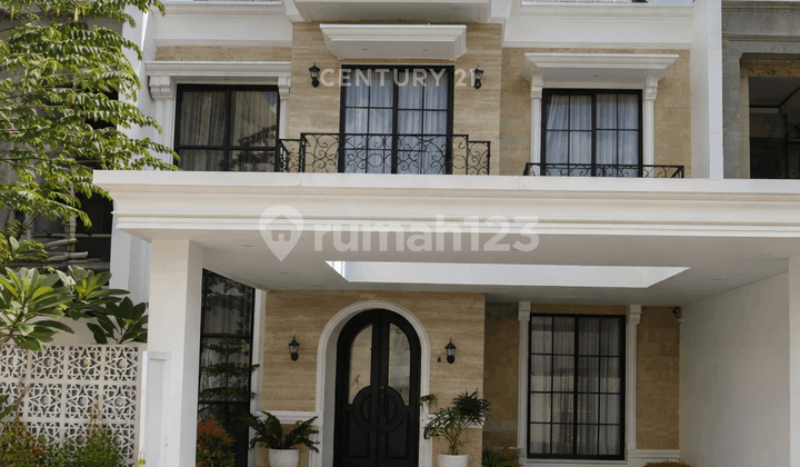 2-Story House in a Cluster with Swimming Pool on Jl Wates, Jogja