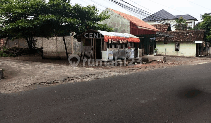 A 786m2 Plot of Land with Three Frontages in Wedomartani for Business A 786m2 Plot of Land with Three Frontages in Wedomartani for Business