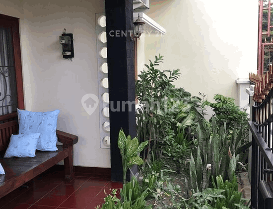 Minimalist House Ready to Occupy Across Dowa Godean Road