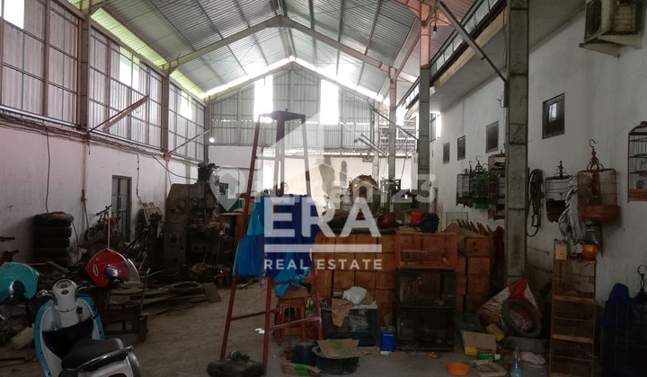 ready-to-use house and warehouse in front of Gran Dian Hotel, Slawi, Tegal 2