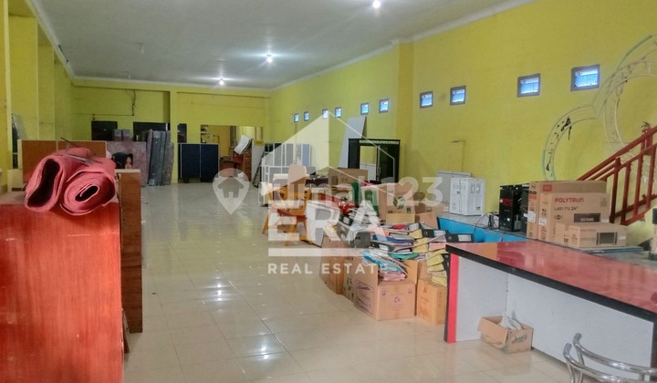 Warehouse and office for sale, ready to use in Dukuhturi, Tegal. Warehouse and office for sale, ready to use in Dukuhturi, Tegal.