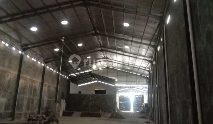 Warehouse + Mess in Kramat Tegal with Office, Prayer Room, Bathroom