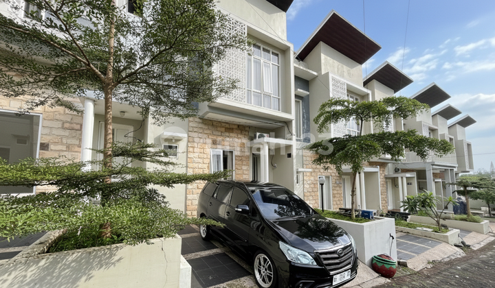 Villa Free Management Batu City Malang, Next to Bns Alun-Alun