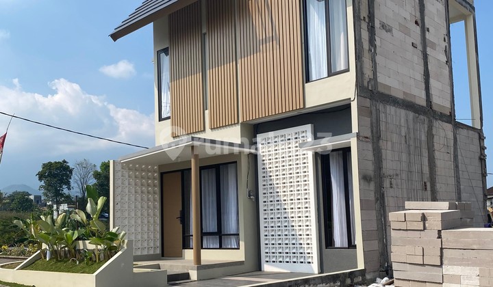 Promo Villa 800 Jutaan Kota Batu Malang, 3 Menit Alun-Alun Promo Villa 800 Jutaan Kota Batu Malang, 3 Menit Alun-Alun