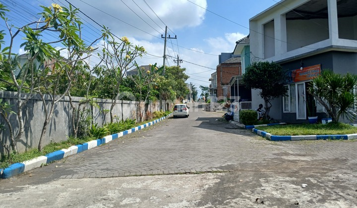 KostExclusive Inden, Behind Muhammadiyah University of Malang Campus 2