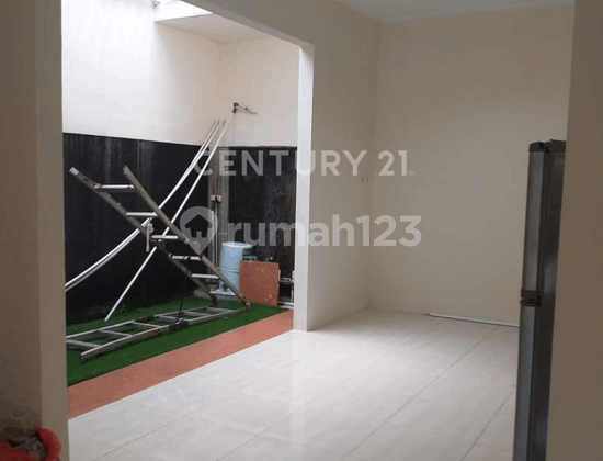 Rumah Di Jual Cepat  Siap Huni Di Grand Depok City  (Cluster ) 2