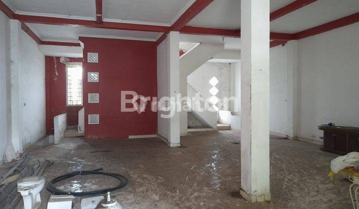 Bangunan 3 lantai gatsu barat  BALI 2