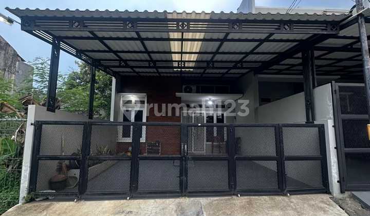 Dijual Rumah di Dekat Stasiun LRT Cibubur Harjamukti Siap Huni