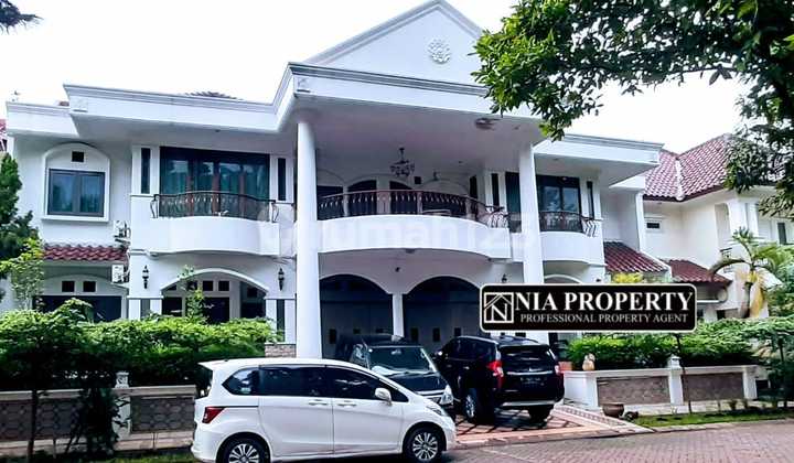 Dijual Rumah Cantik Luas di Puri Sriwedari Cibubur
