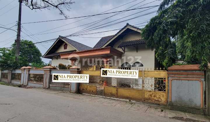 For Sale 1-Story House on Raya Leuwinanggung