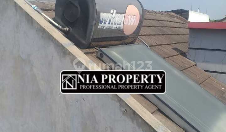 Dijual Rumah Semi Furnished 2,5 Lantai Posisi Hook di Perumahan The Address Cibubur 2