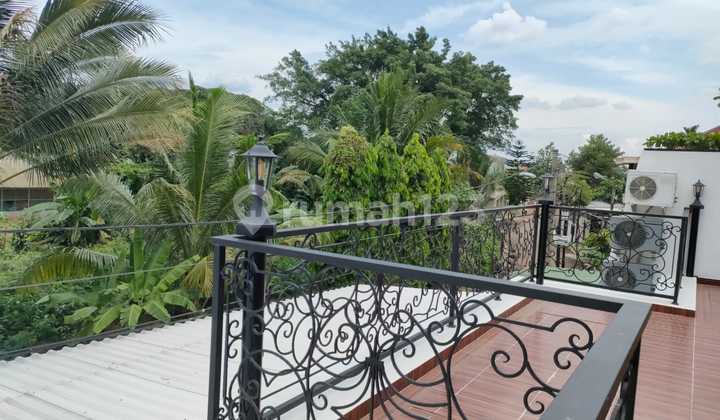 Dijual Rumah Siap Huni Mewah di Harjamukti Cibubur Selangkah ke Stasiun LRT Cibubur 2