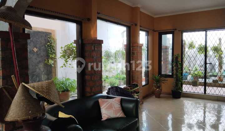 For sale beautiful house in Raffles Hills Cibubur 2