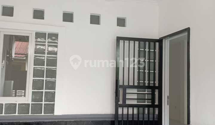 Dijual Rumah di Limus Pratama Baru Renovasi Siap Huni  2