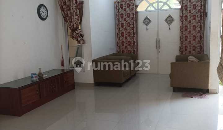 Dijual Rumah Cantik Dalam Cluster dekat ke Stasiun LRT Cibubur 2