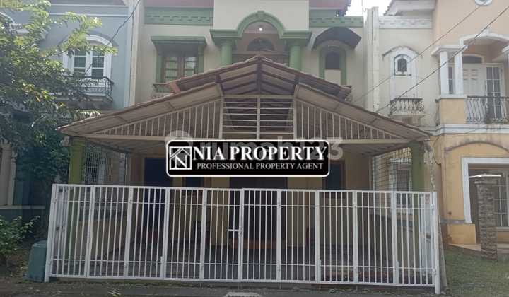 For Sale House in Raffles Hills Cibubur Negotiable Price