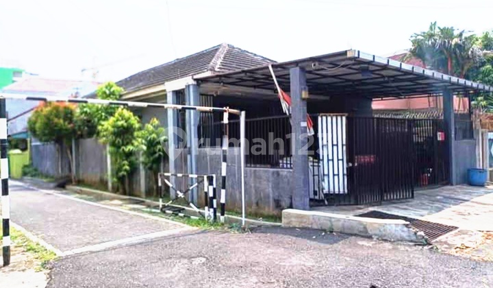 Ready-to-move-in house with Freehold Title (SHM) in Wonodri, Land Area 175 m² 1
