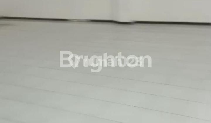 FOR RENT: TWO-STORY SHOPHOUSE / SUITABLE FOR OFFICE / SHOWROOM / BUSINESS ON MAJAPAHIT MAIN ROAD, A MAJOR THOROUGHFARE IN SEMARANG CITY. 2