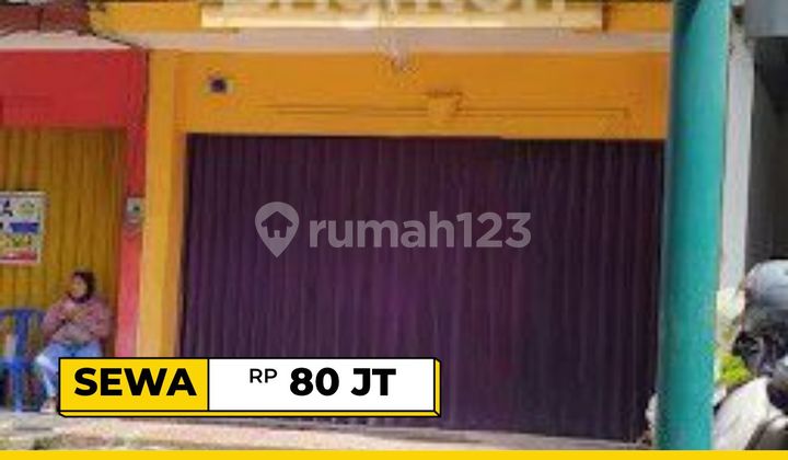 Ready-to-Occupy Shop House, Highly Strategic 2 Floors on Tlogosari Main Road, Semarang 1