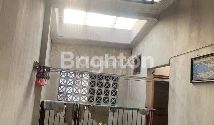 DI JUAL/ DISEWAKAN  RUKO 2 lt , DG 3 KAMAR  DEKAT MASJID AGUNG DAERAH GAJAH  SEMARANG 2